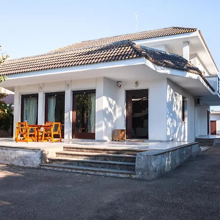 Accogliente Spaziosa Nei Pressi Di Gallipoli Villa Alezio